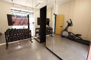 Fitness centrum a/nebo fitness zařízení v ubytování Comfy apart hotel