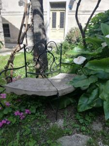 Ogród w obiekcie Guesthouse Kuća na šterne
