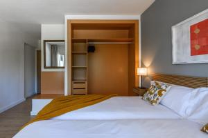 Postel nebo postele na pokoji v ubytování Hotel Don Diego by Ĥ