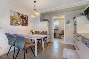 Φωτογραφία από το άλμπουμ του Wohnen am See bei Heike und Jens σε Zwenkau