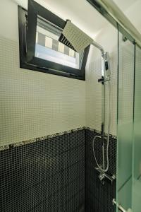 Ένα μπάνιο στο Penthouse-Wohnung Tomillo +16 φωτογραφίες