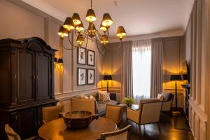 Χώρος καθιστικού στο The Grand Hotel - Heritage Grand