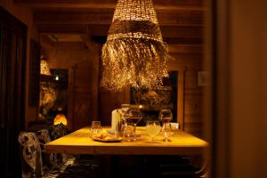 Nápoje v ubytování Chalet-Hôtel & Spa Les Cimes