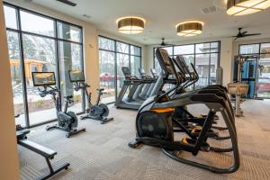 Fitness centrum a/nebo fitness zařízení v ubytování Upscale, New Apt, Pool, Long Stays