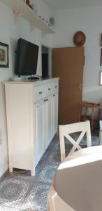 Fotografia z galérie ubytovania Apartment for max 7 pers in Mali Losinj with terrace, air conditioning, WiFi, washing machine 4913-3 v Mali Lošinj