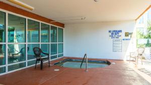Gambar di galeri bagi Malibu Pointe 401 Second row ocean view-Crescent Beach Section di Myrtle Beach