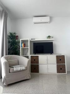 Μια τηλεόραση ή/και κέντρο ψυχαγωγίας στο Cráter 1