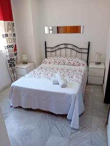 A bed or beds in a room at Apartamento Sostoa 1