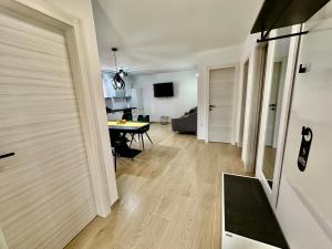 TV a/nebo společenská místnost v ubytování Apartments Marijan & Marija