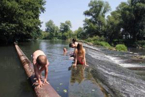 Afbeelding uit fotogalerij van Apartment 180 qm BIBERBURG, in der romantischen Rödermühle an der Fränkischen Saale in Deutschlands Mitte, 8 km zur A7 in Hammelburg