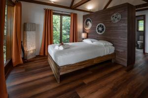 Postel nebo postele na pokoji v ubytování Beqa Lagoon Resort + 37 fotografií