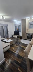 Fotografie z fotogalerie ubytování Apartman Miki v destinaci Bijela