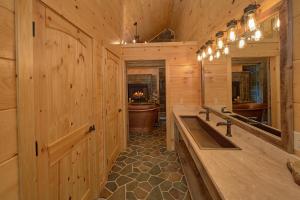 Φωτογραφία από το άλμπουμ του Big Sky Lodge σε Zion Grove +25 φωτογραφίες