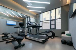 Líkamsræktarstöð og/eða líkamsræktaraðstaða á Atour Light Hotel Wuhan Wanxiang City Xinhua Road