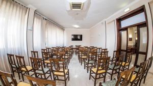 TV a/nebo společenská místnost v ubytování GH Hotel