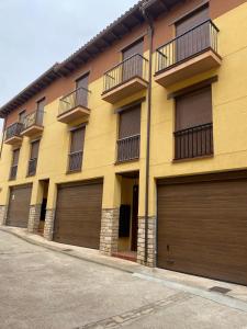 Budova, kde se prázdninový dům nachází