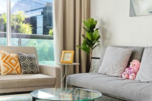 Χώρος καθιστικού στο CBD 3BR Apt & Darling Harbour&Chinatown-2 mins walk