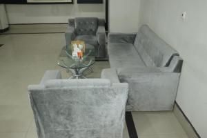 Χώρος καθιστικού στο Hotel Grace Inn Multan