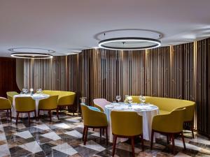 Posezení v ubytování Queen Elizabeth 2 Hotel