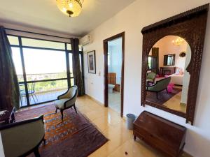 Un lugar para sentarse en Riad Dar Achaach