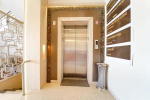 Fotografie z fotogalerie ubytování FabHotel Prime Nestlay Rooms Ramnad - Nr Golden Shopping Mall v destinaci Ramanathapuram