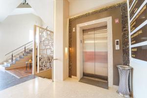 Fotografie z fotogalerie ubytování FabHotel Prime Nestlay Rooms Ramnad - Nr Golden Shopping Mall v destinaci Ramanathapuram