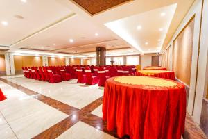 Posezení v ubytování FabHotel Prime Nestlay Rooms Ramnad - Nr Golden Shopping Mall