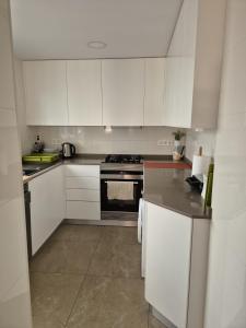 Η κουζίνα ή μικρή κουζίνα στο Apartamento Family time
