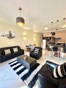 Kuchyň nebo kuchyňský kout v ubytování Pereybere Prestige Duplex