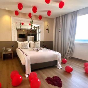 Uma cama ou camas num quarto em Mandarin Palace Hotel & Spa