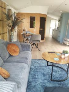 Χώρος καθιστικού στο Casa KiBA met privé combinatie sauna