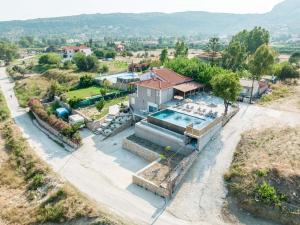 Nespecifikovaný výhled na hory nebo výhled na hory při pohledu z apartmánu + 37 fotografií