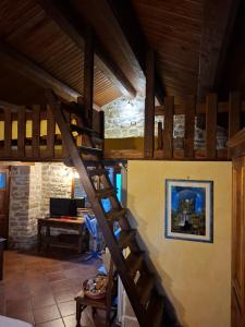 TV a/nebo společenská místnost v ubytování Santo Stefano dei Cavalli