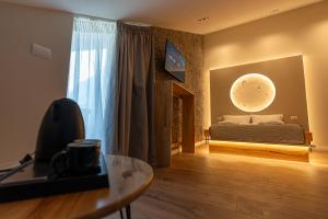 Μια τηλεόραση ή/και κέντρο ψυχαγωγίας στο Hotel Jezerca Theth