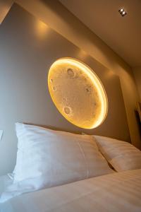 Ένα ή περισσότερα κρεβάτια σε δωμάτιο στο Hotel Jezerca Theth