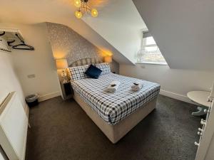 The Jubilee Hotel West- with Spa Facilities & Smokehouse - NEWLY REFURBISHED FACILITIES客房内的一张或多张床位