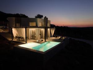 Hồ bơi trong/gần AELIA HORIZON VILLAS - Corinthia