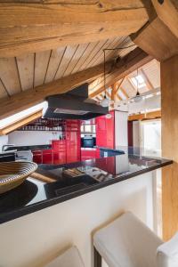 Kuchyň nebo kuchyňský kout v ubytování Atemberaubendes Apartment mit Dachterrasse