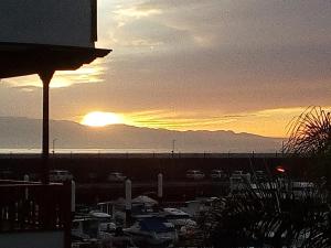 アカンティラド・デ・ロス・ヒガンテスにあるEl Puertitoの夕日を眺める駐車場