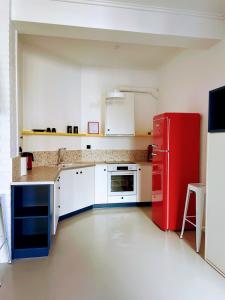 Η κουζίνα ή μικρή κουζίνα στο Loft in Aplotaria +17 φωτογραφίες
