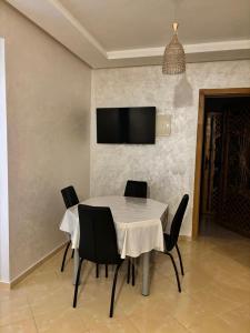 Μια τηλεόραση ή/και κέντρο ψυχαγωγίας στο Appartement familial neuf