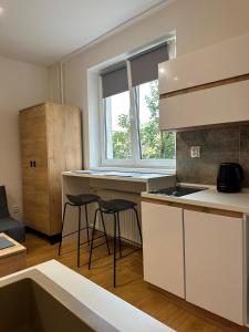 Kuchyňa alebo kuchynka v ubytovaní Apartmán BB-centrum3