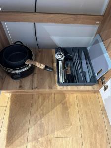 Kuchyňa alebo kuchynka v ubytovaní Apartmán BB-centrum3