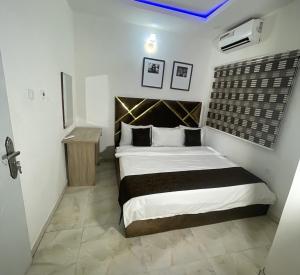 Fotografie z fotogalerie ubytování House 17 Apartment And Services Ltd v destinaci Boi