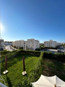 Budova, kde se apartmán nachází + 20 fotografií