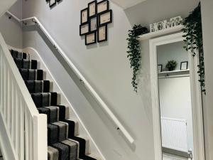 Gallery image of Homely 2Bed Flat 1 minute from Tram Stations in Elmers End