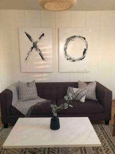 Gallery image of Century Charm 2 in Campbellton +12 photos