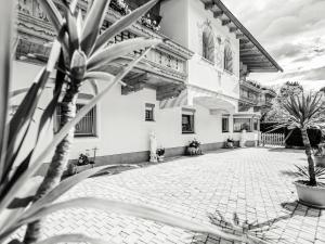 Budynek, w którym mieści się apartament