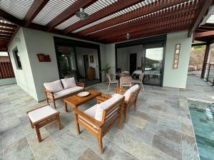 Hồ bơi trong/gần Cap KARAIB villa 2 chambres