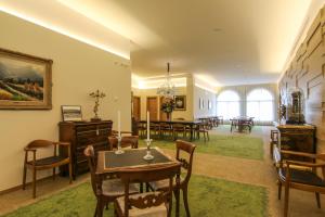 Posedenie v ubytovaní Hotel Cal Piteu